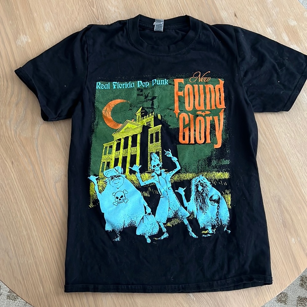 New Found Glory x Disney’s Haunted Mansion Glow In The Dark men’s T Shirt